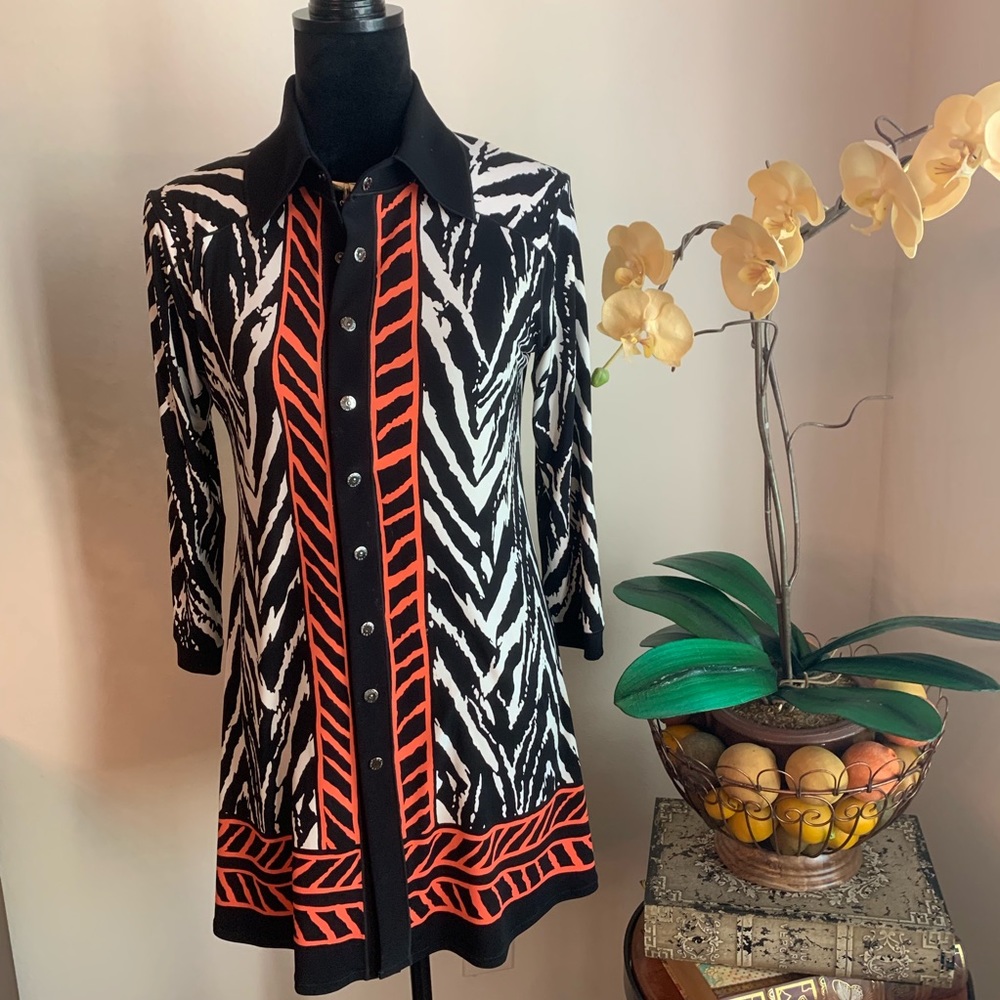 EVA VARRO  I  Zebra Print Collared Tunic